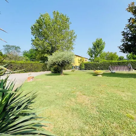 - Rustic Charm With Garden & Pool - * Carrara